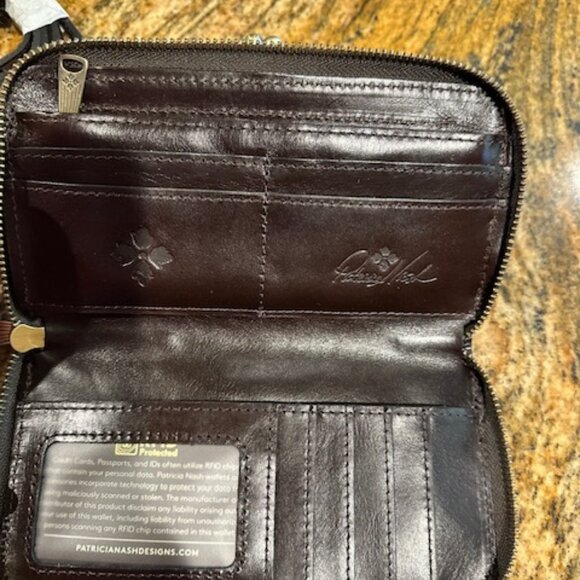 NWT Patricia Nash Leather Montana Prairie Skies Missoula Chocolate Crossbody - Picture 7 of 9